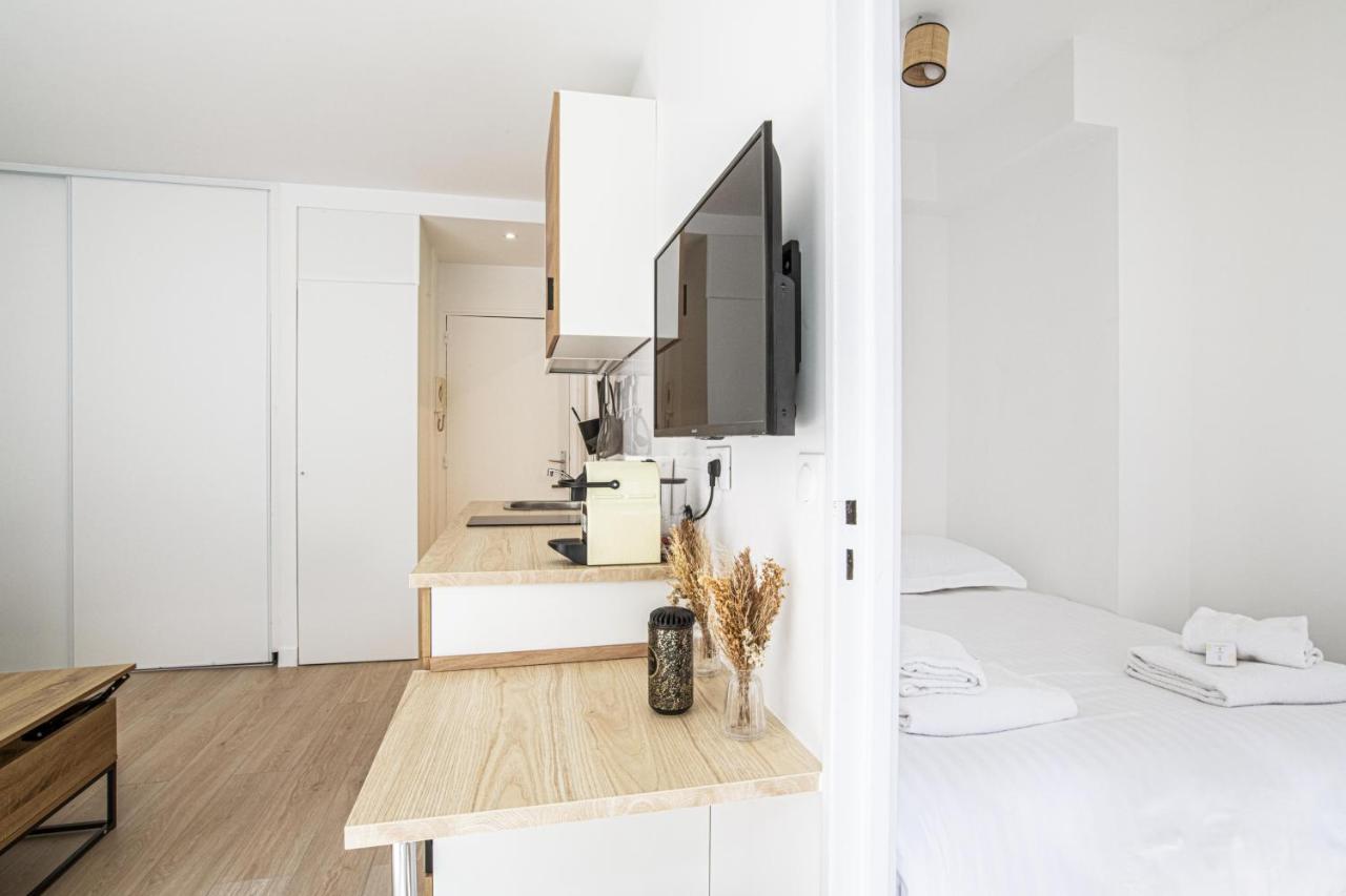 Pick A Flat's In Place Des Ternes - Boulevard Gouvion-saint-cyr Appartamento